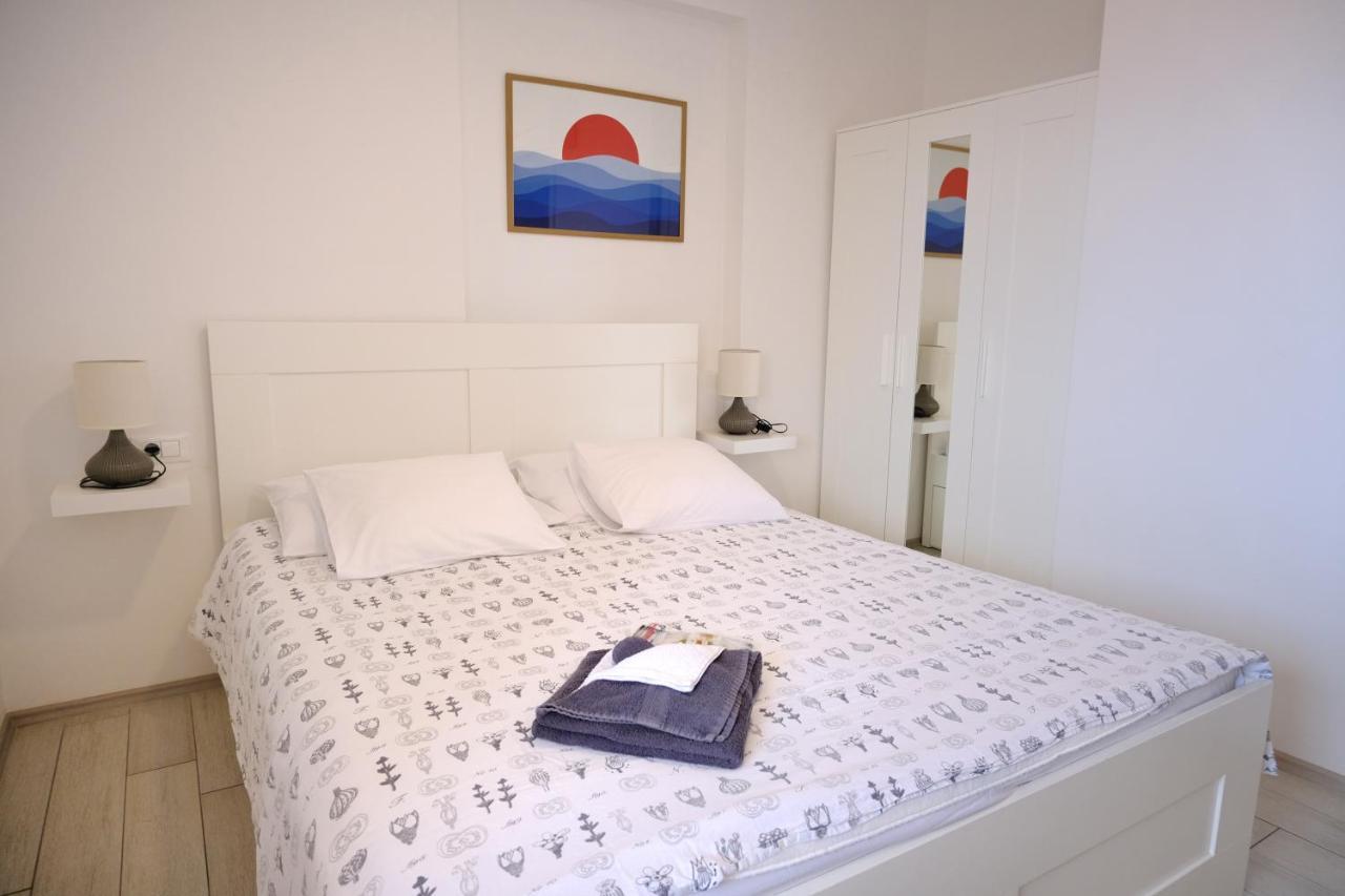 Boutique Hotel Alegria Supetar Buitenkant foto